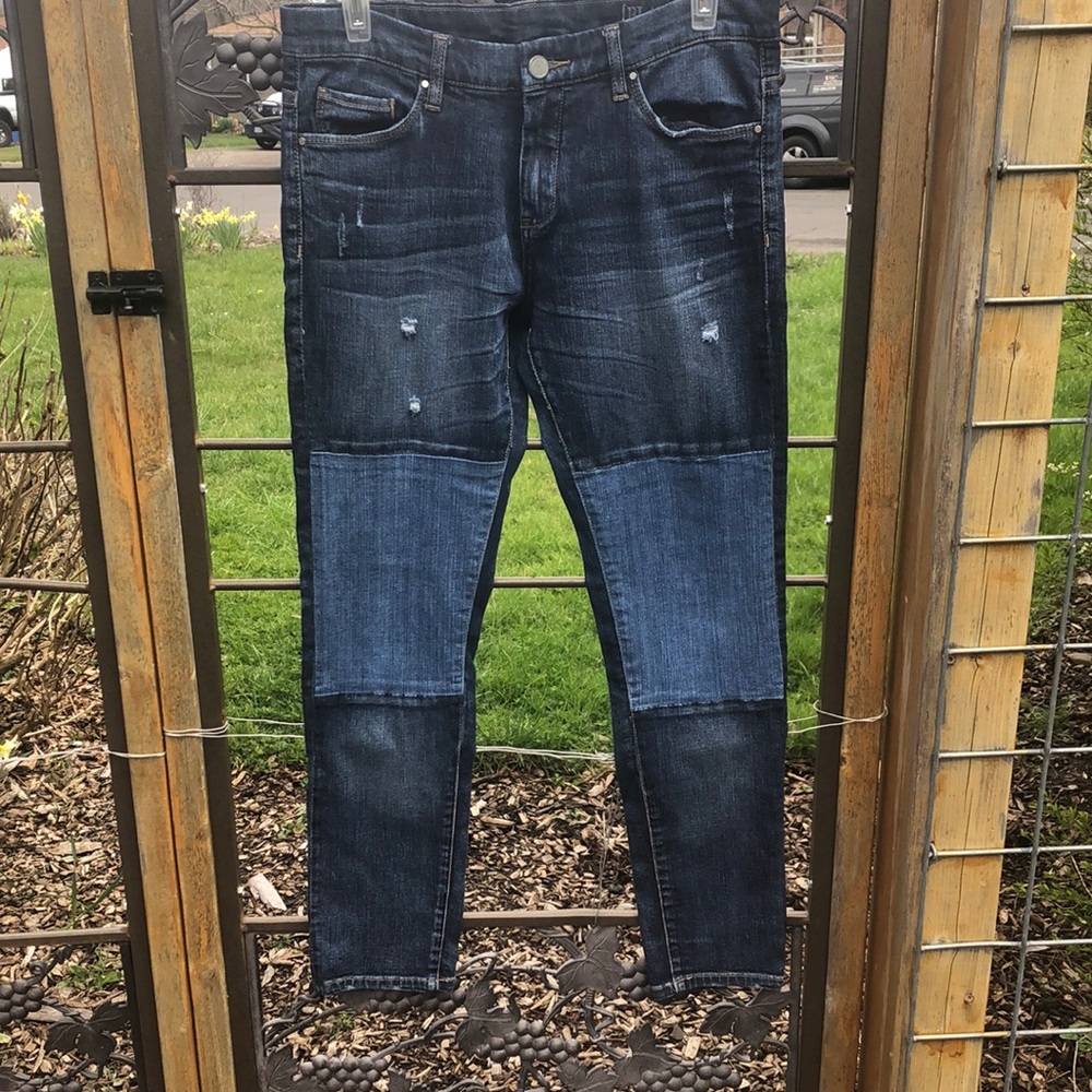 Blank NYC cotton blend straight leg jeans size 27